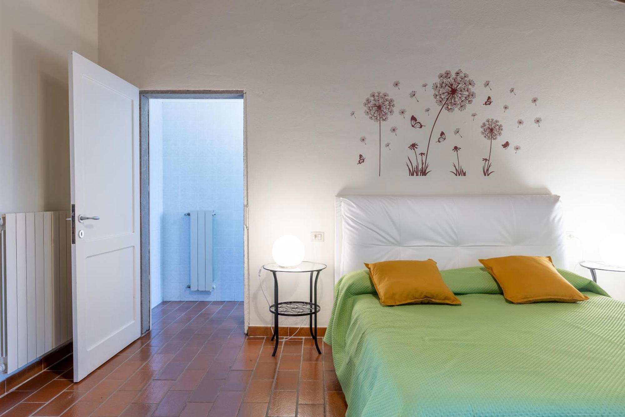 Residence Montevecchio Монтополи-ин-Валь-д'Арно Экстерьер фото