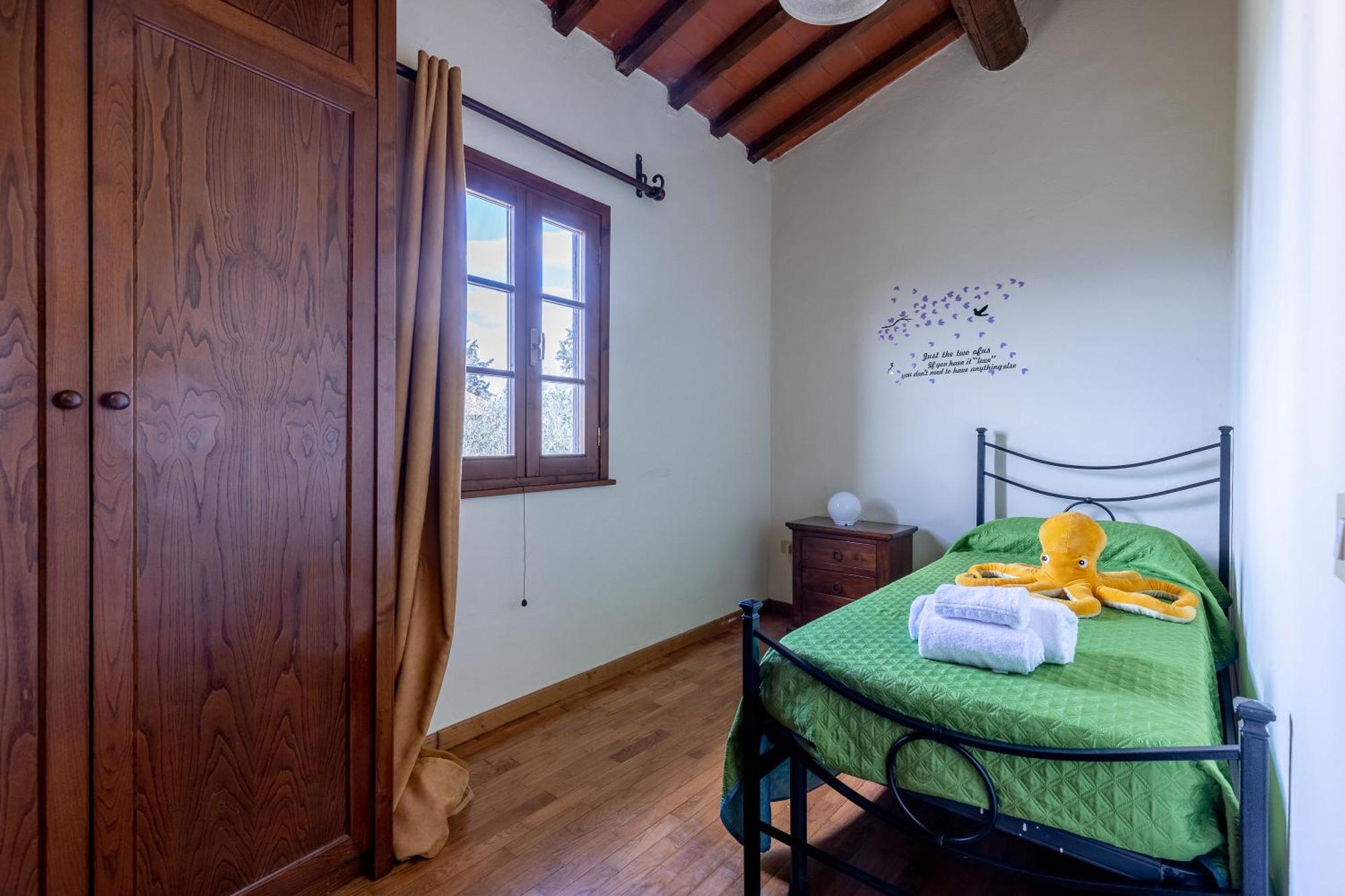Residence Montevecchio Монтополи-ин-Валь-д'Арно Экстерьер фото